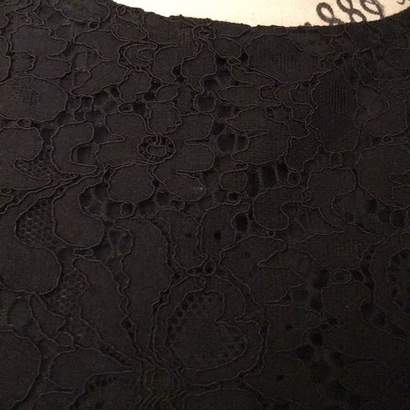 New Black Lace Short Sleeve Top - Picture 6 of 8